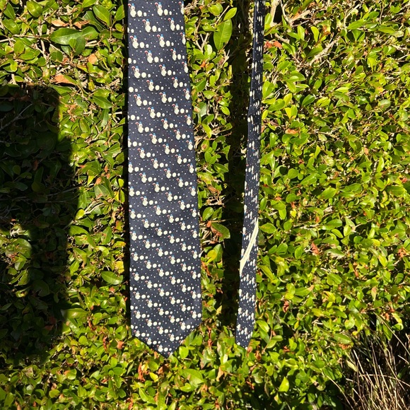 Salvatore Ferragamo Luxury Men’s Neck Tie 100% Silk Snowmen Holiday - Picture 5 of 6